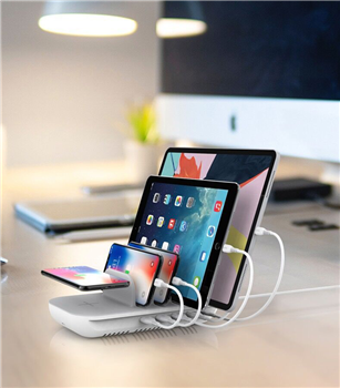 Desktop Charging Station for Multiple Devices with Wireless Charger