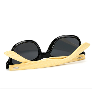 Sunglasses With Bamboo Wood Legs