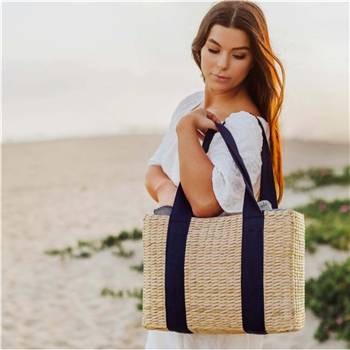 Seagrass Picnic Basket with Tie Top